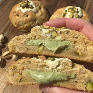 Pistachio white chocolate cookie